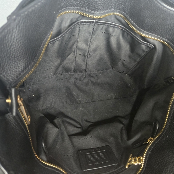 Coach Black Pebbled Leather Chain Strap Tote Shoulder Bag Gold Hardware Turnlock - Picture 4 of 7